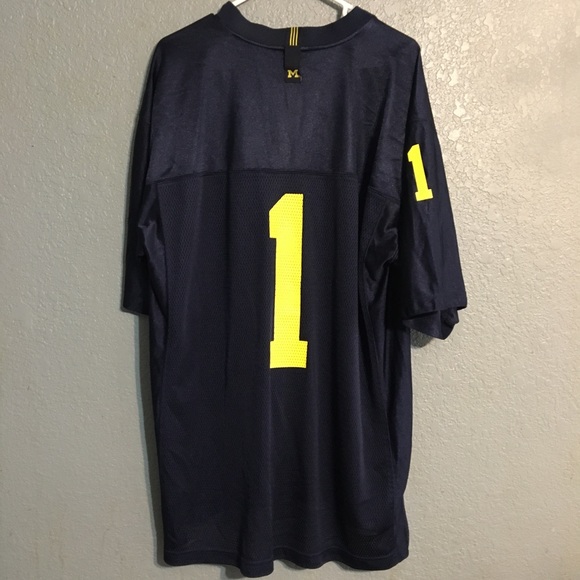 Men’s NCAA Michigan Wolverines Jersey (L) - Picture 3 of 3
